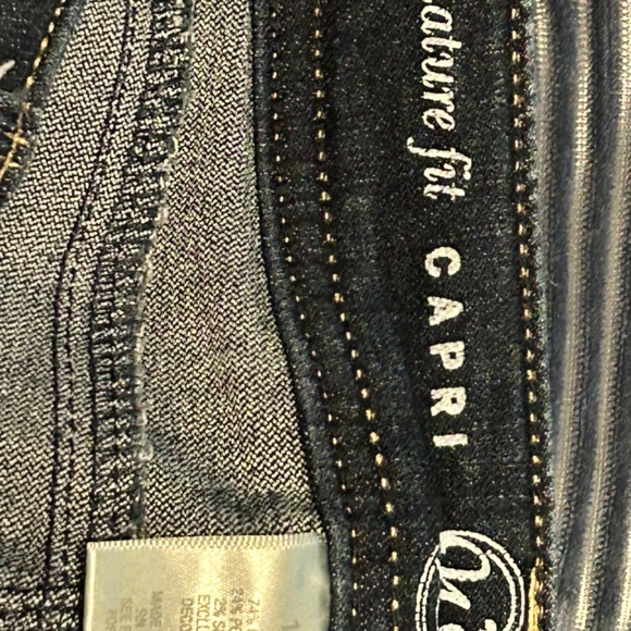 Denim Capri - Picture 2 of 3